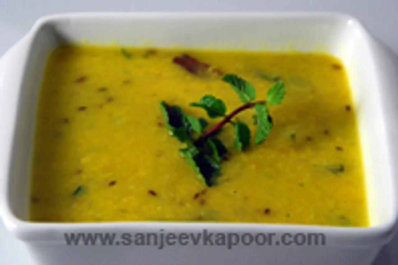 Lauki Moong Dal
