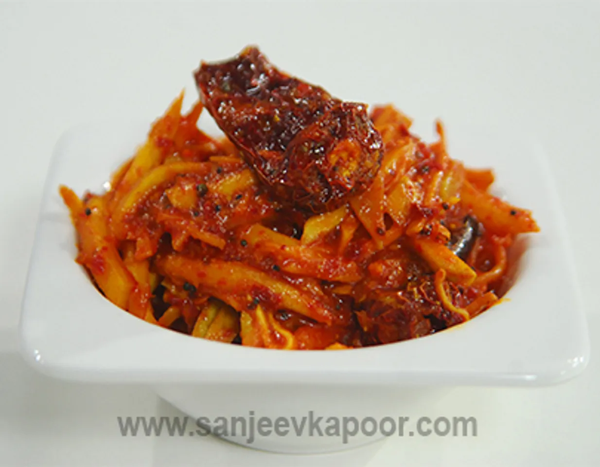 Adrak aur Aam ka Lachchewala Achaar