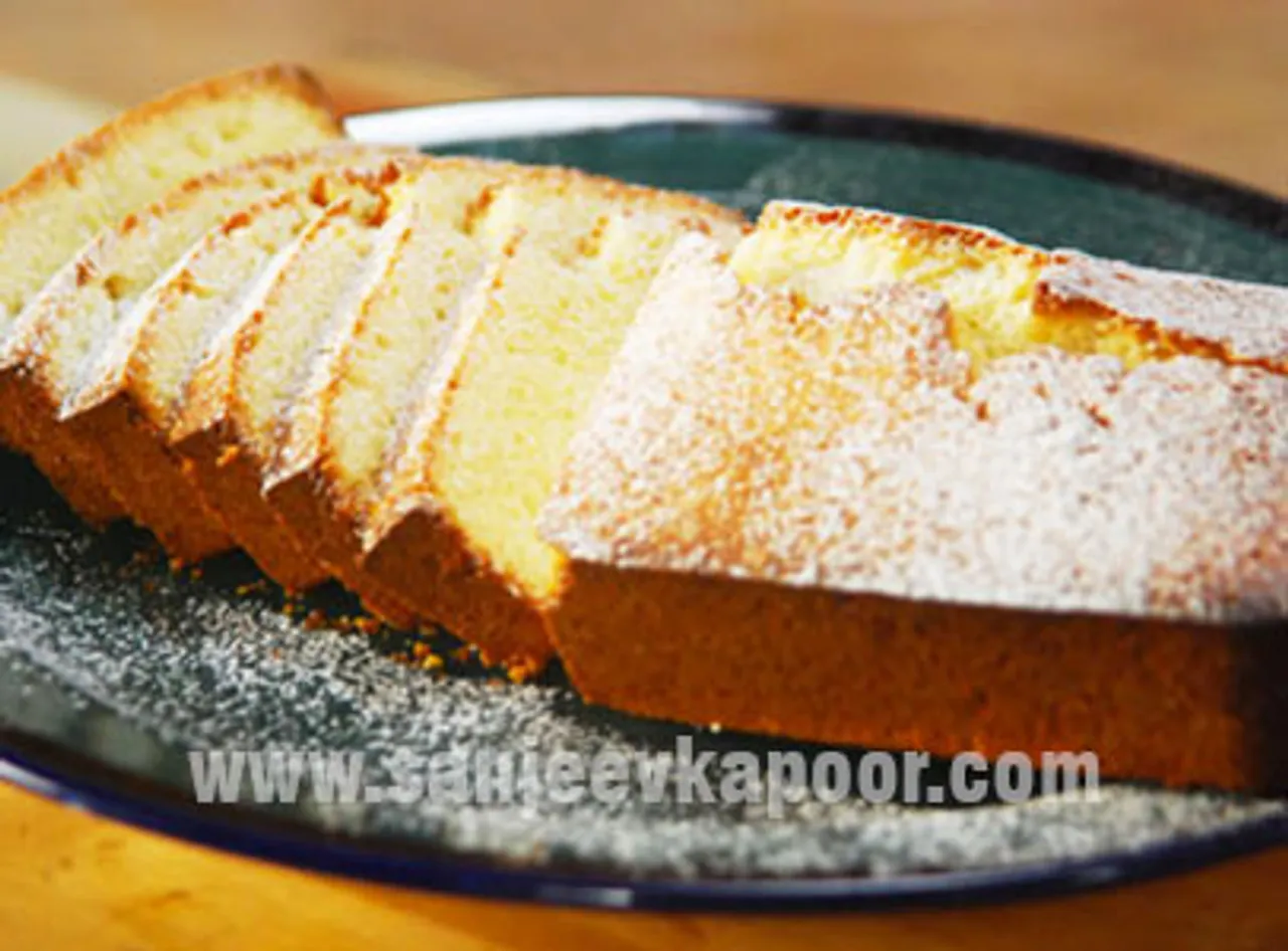 Lemon Chiffon Cake