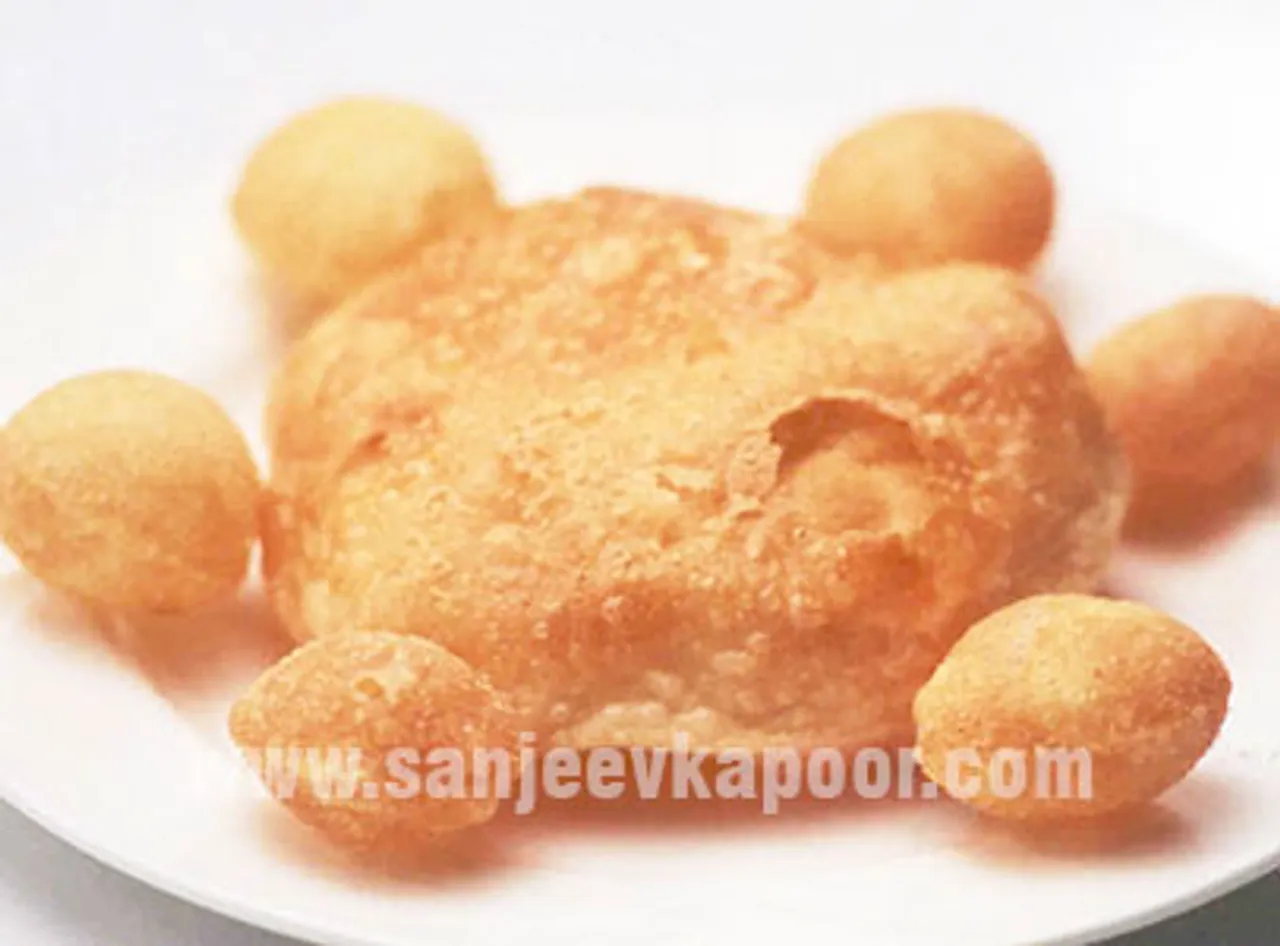 Crisp Puris