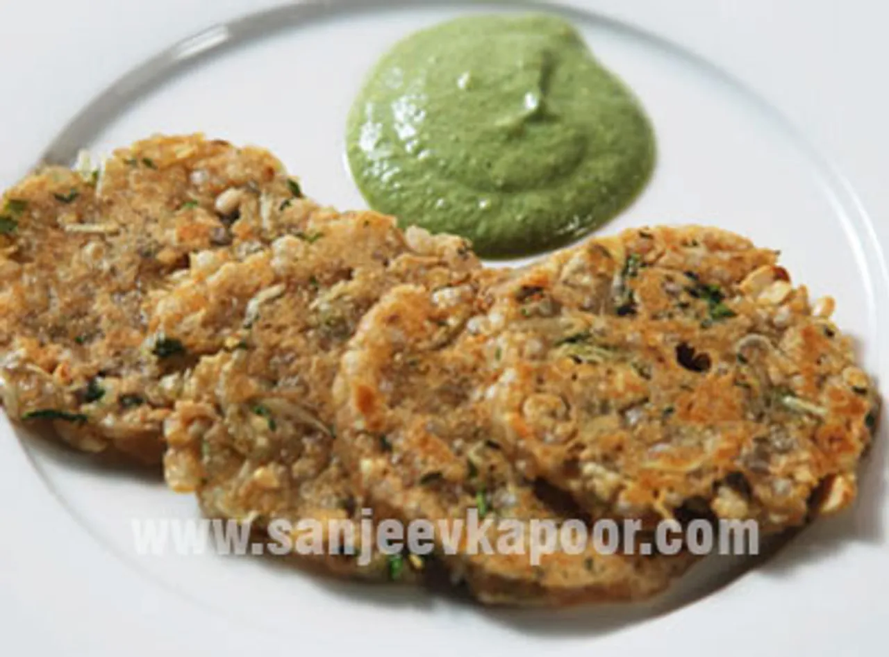 Mini Sabudana Thalipeeth