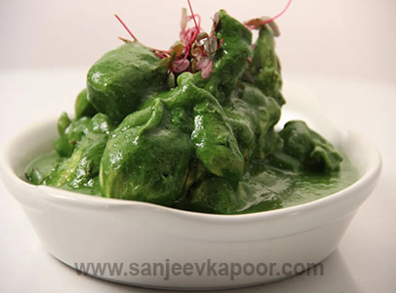 Sarson Saag Chicken