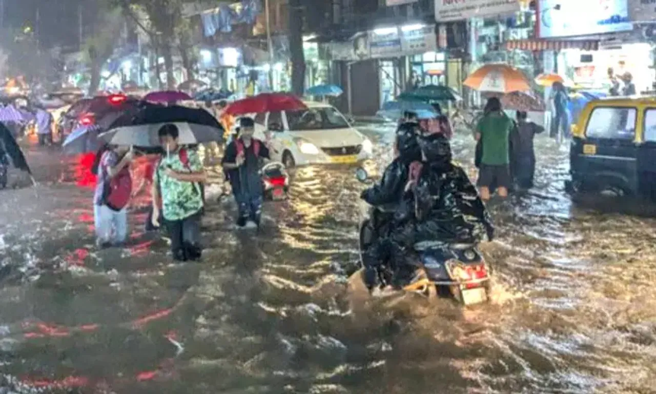 2390986-mumbai-rain-98798798a