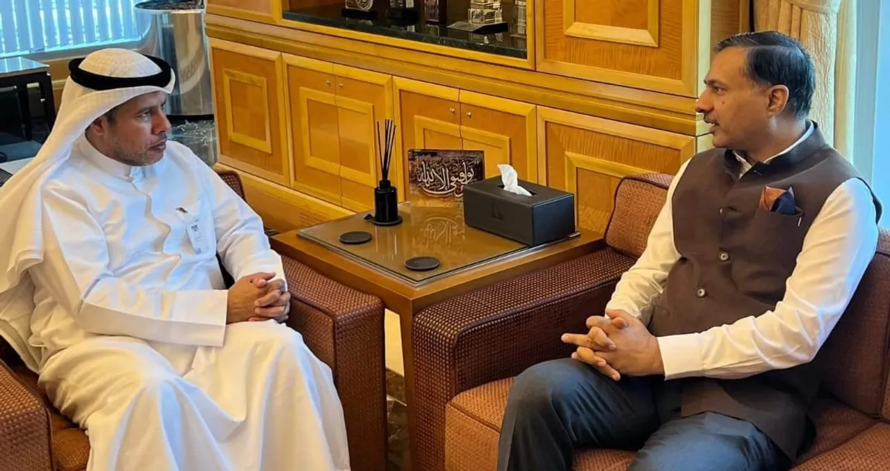  Ahmad H Al Thunayan Adarsh Swaika