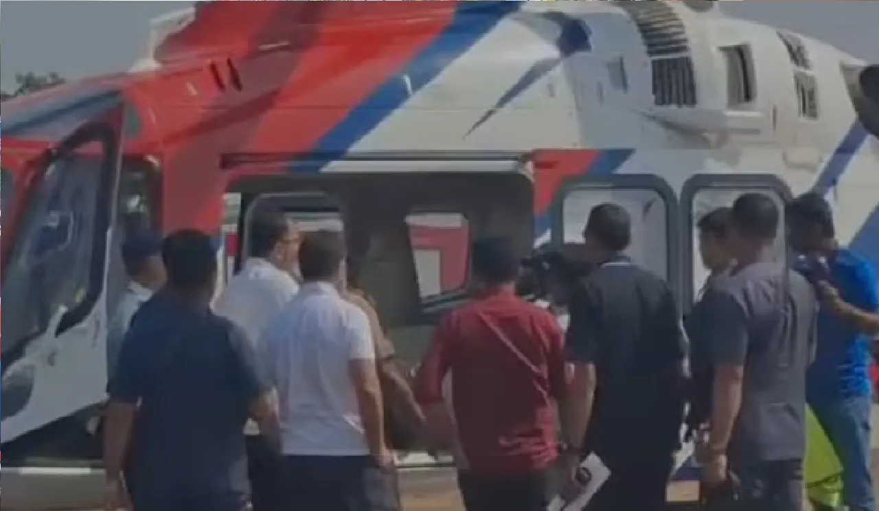 Rahul Gandhi's bags inspected by Election Commission officials in Amravati