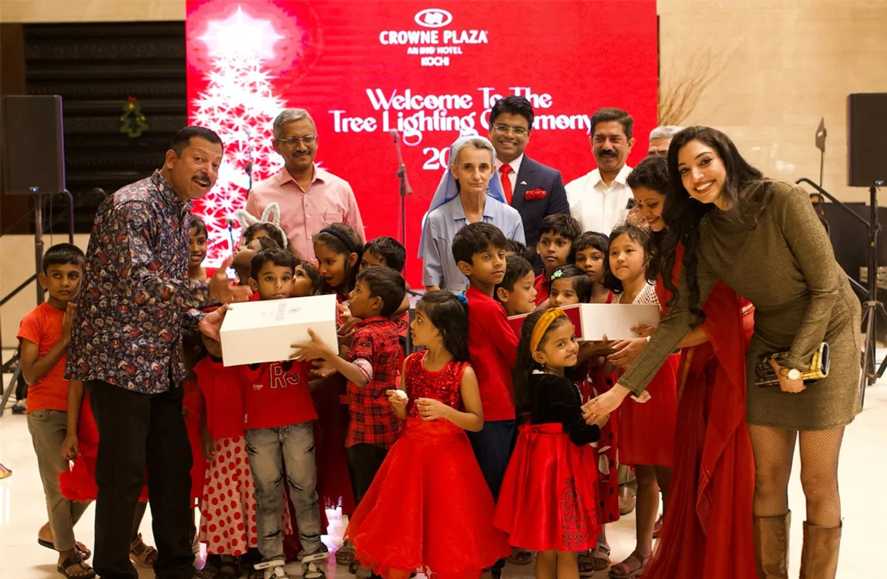 crown plaza kochi-2