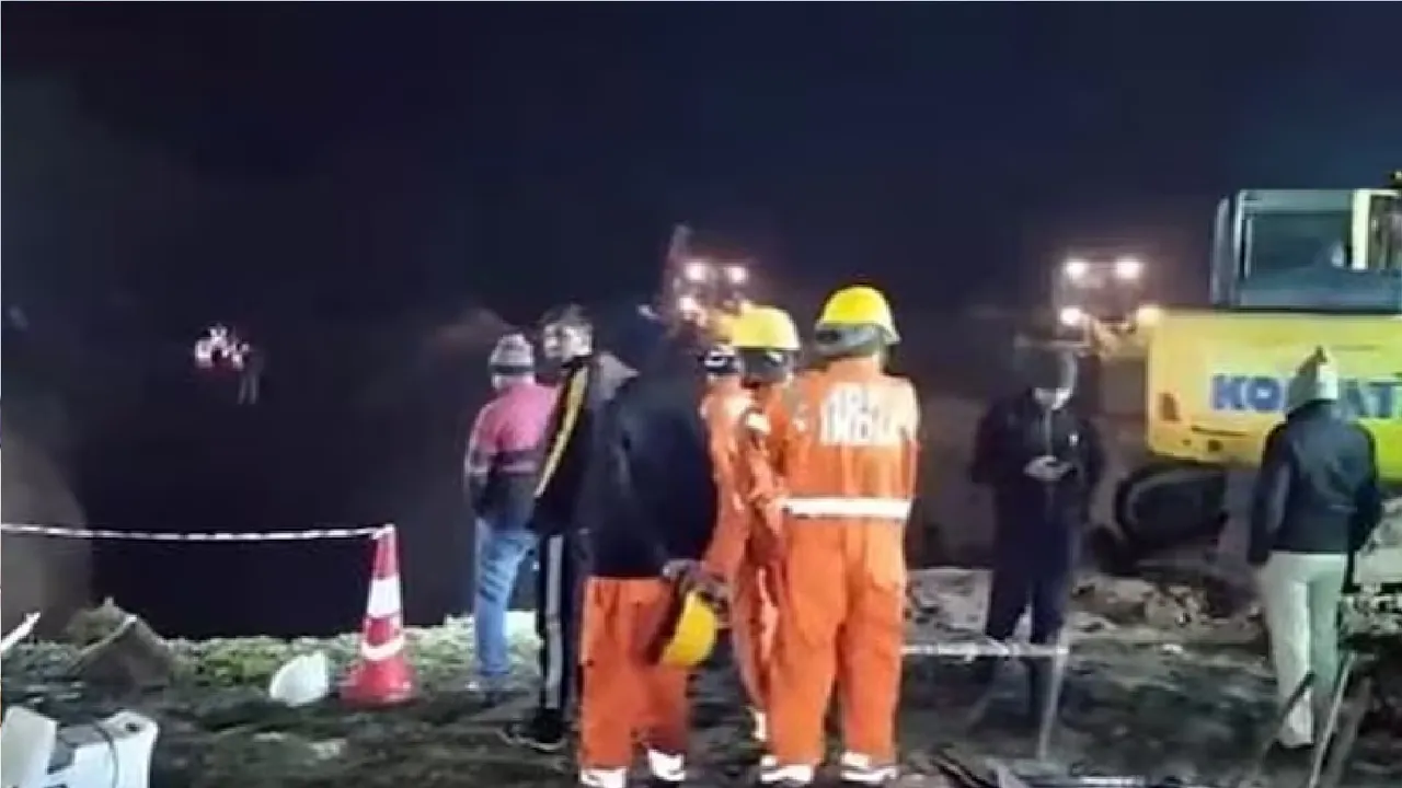 Boy, 10, falls into 39-feet borewell in Madhya Pradesh; rescue ops underway