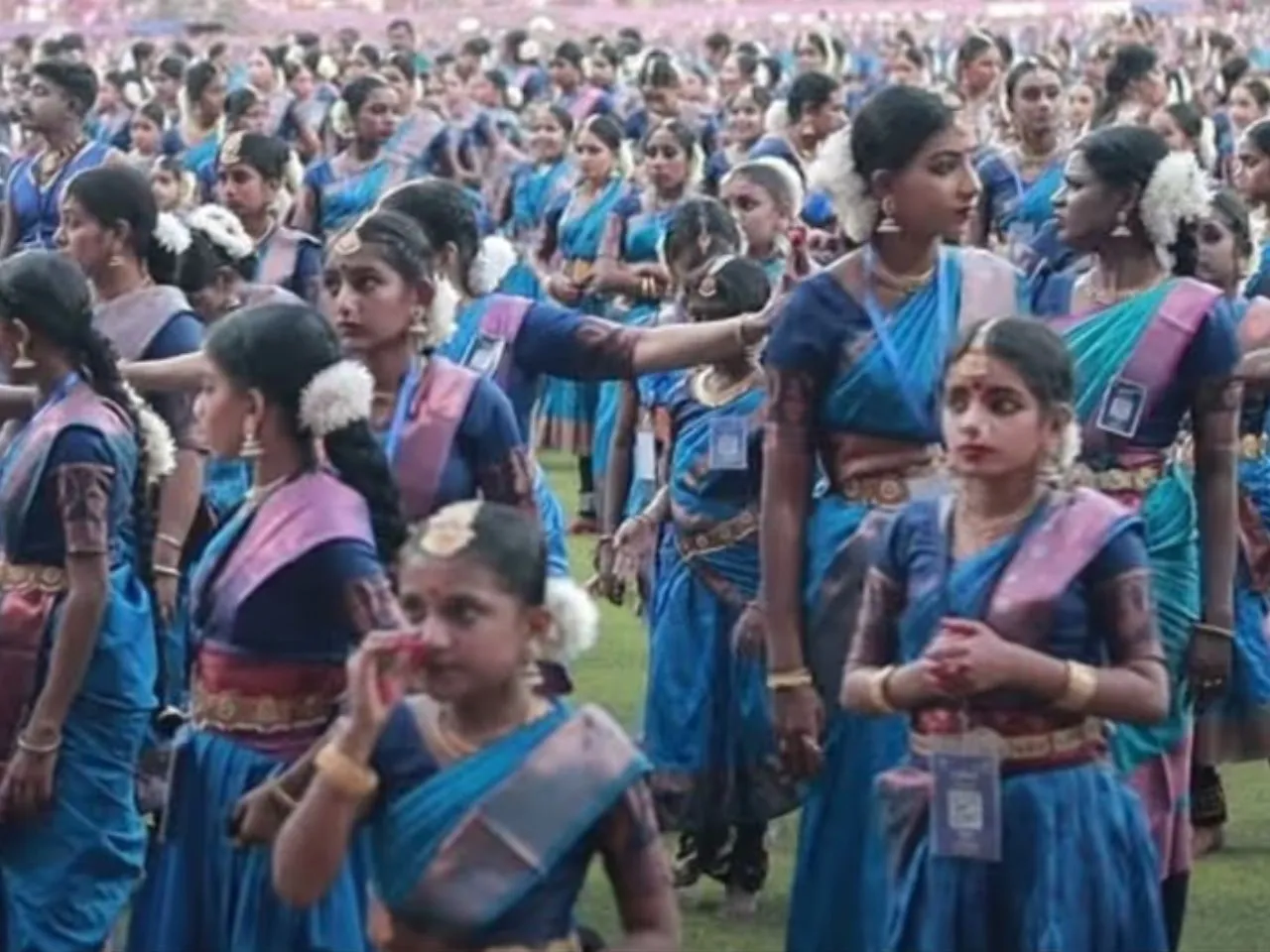 KALOOR DANCE