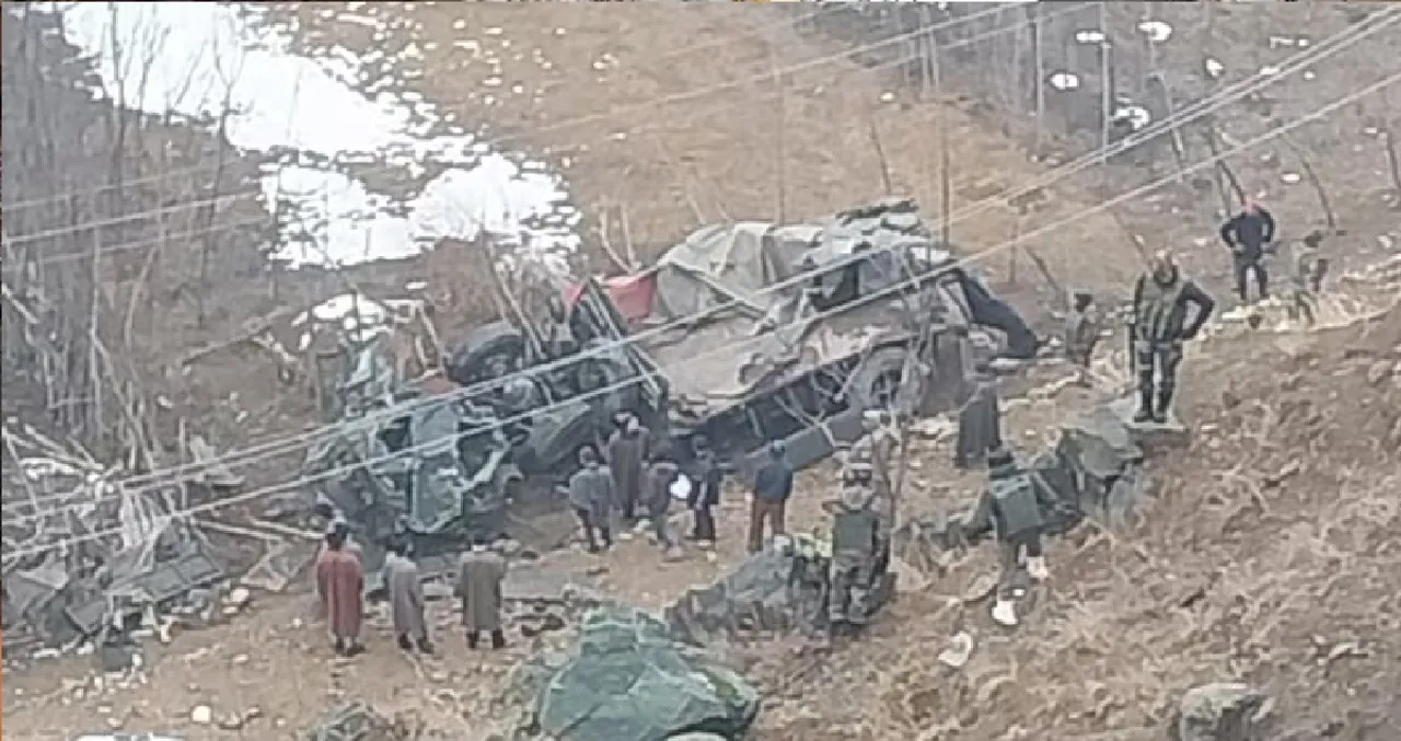 2 soldiers killed after Army truck rolls down hill in Jammu and Kashmir