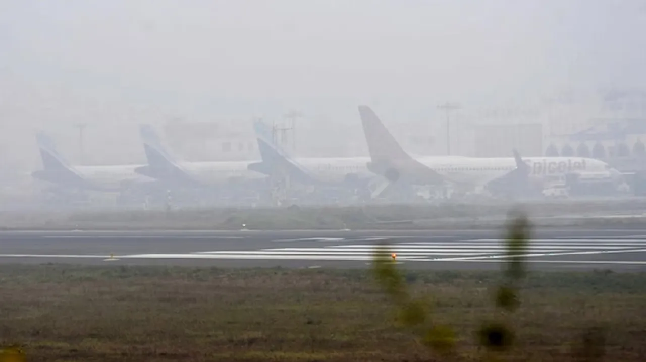 6 flights cancelled, over 100 delayed in Delhi amid dense fog; trains also hit