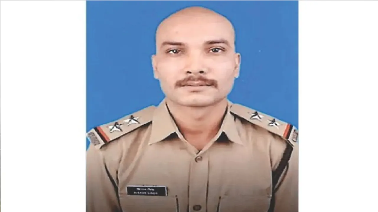 CISF jawan shoots self at Surat airport, dies