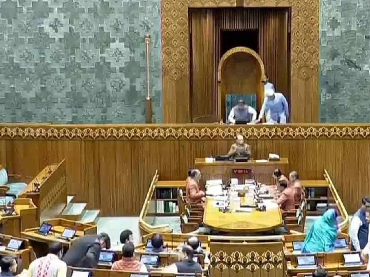 parliament 44