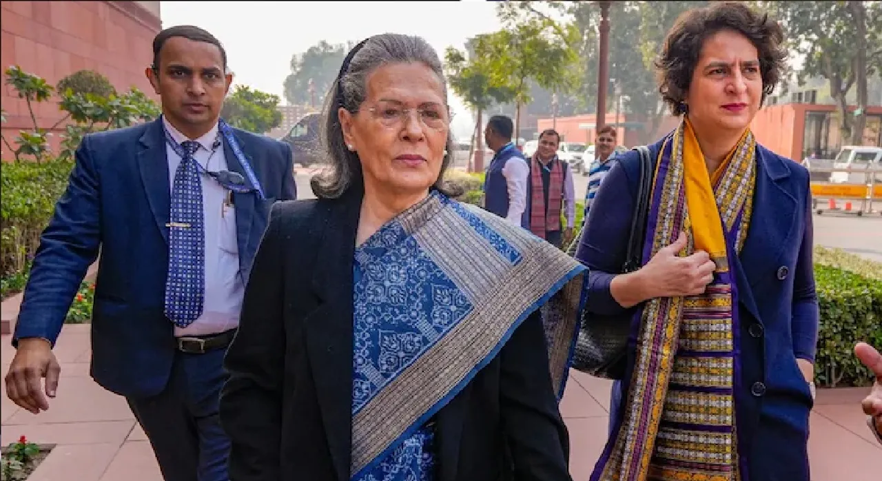 Bihar lawyer takes Sonia Gandhi to court over 'poor thing' remark on President