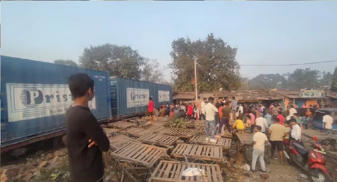 Goods train derails, crashes into residential area in Odisha, locals panic