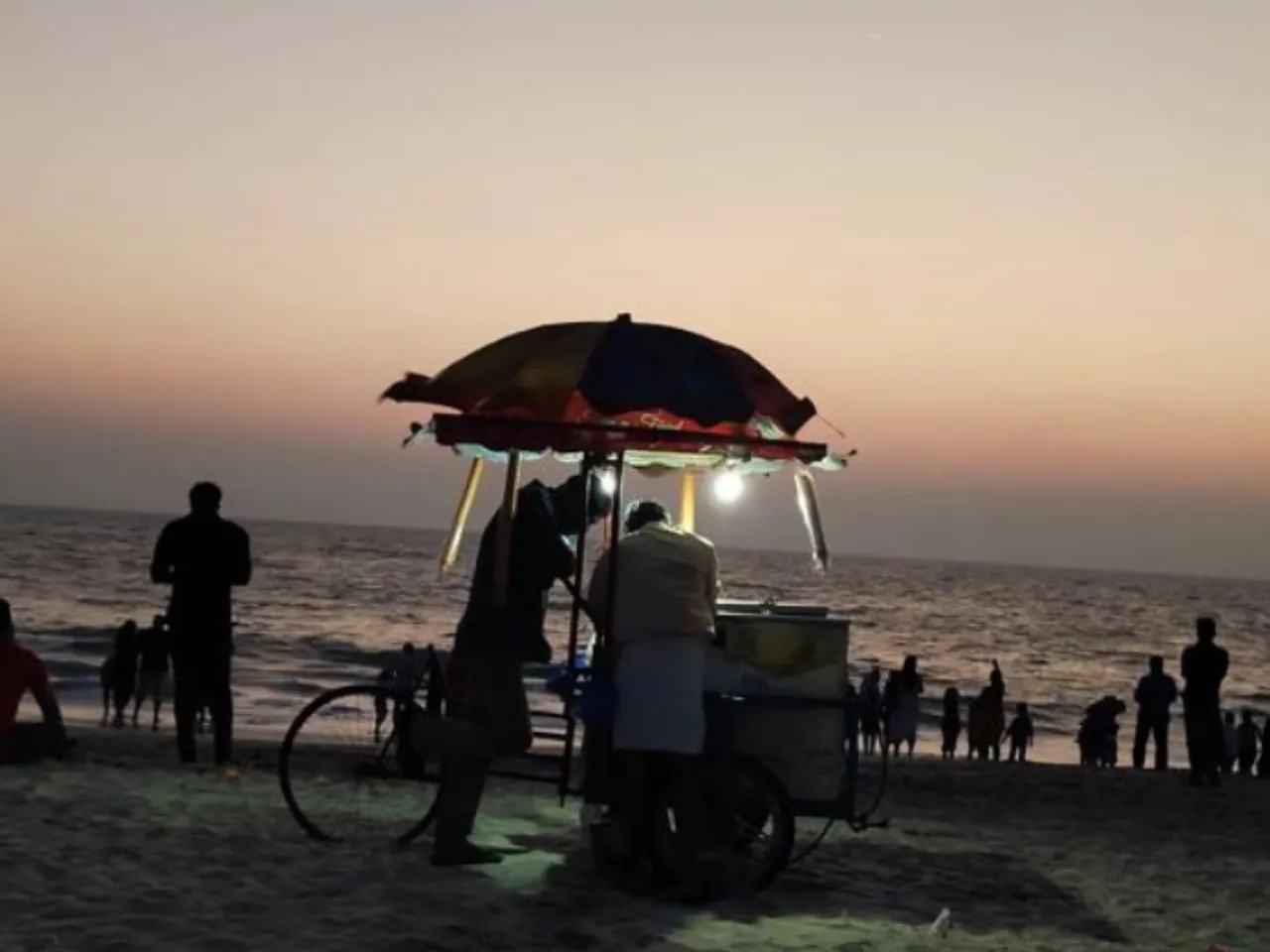 alappuzha beach shope