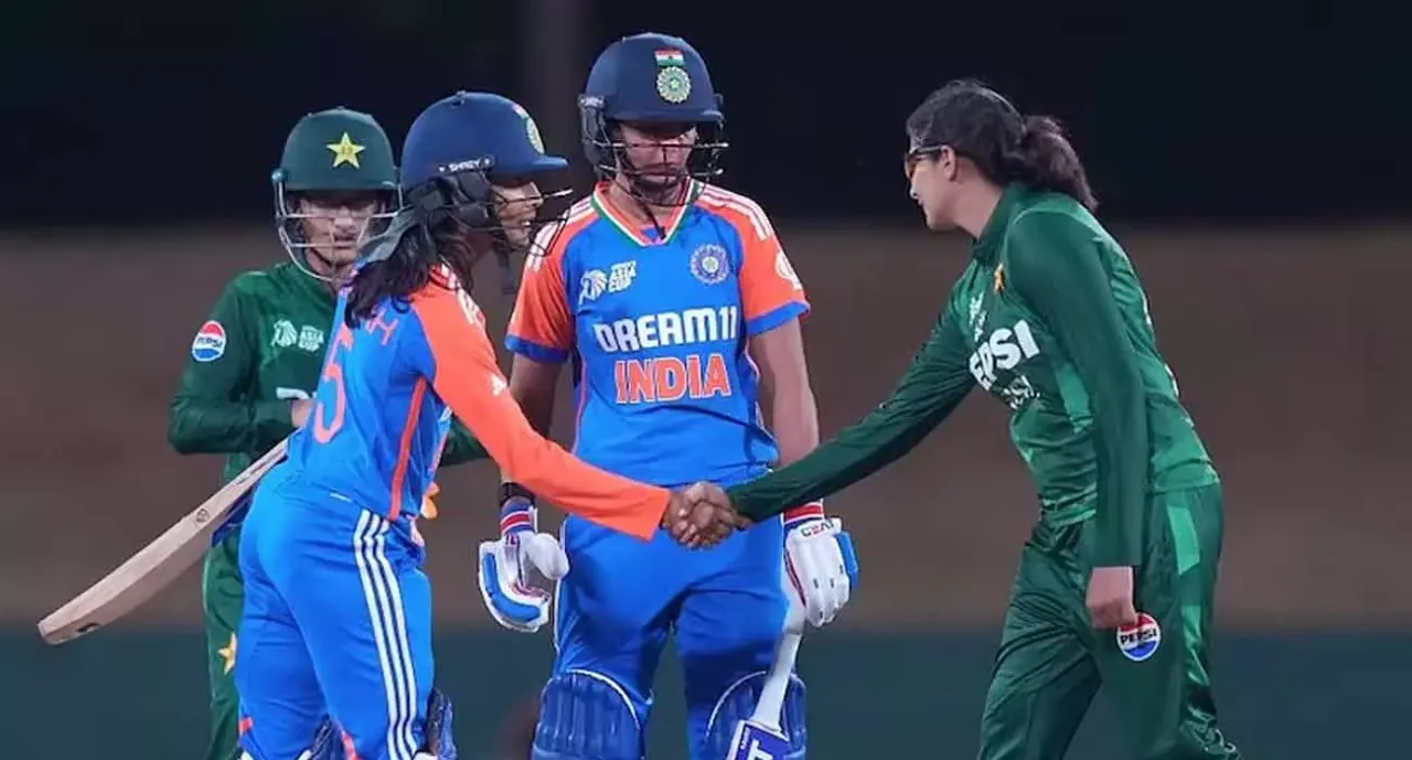 Women pakistan cr