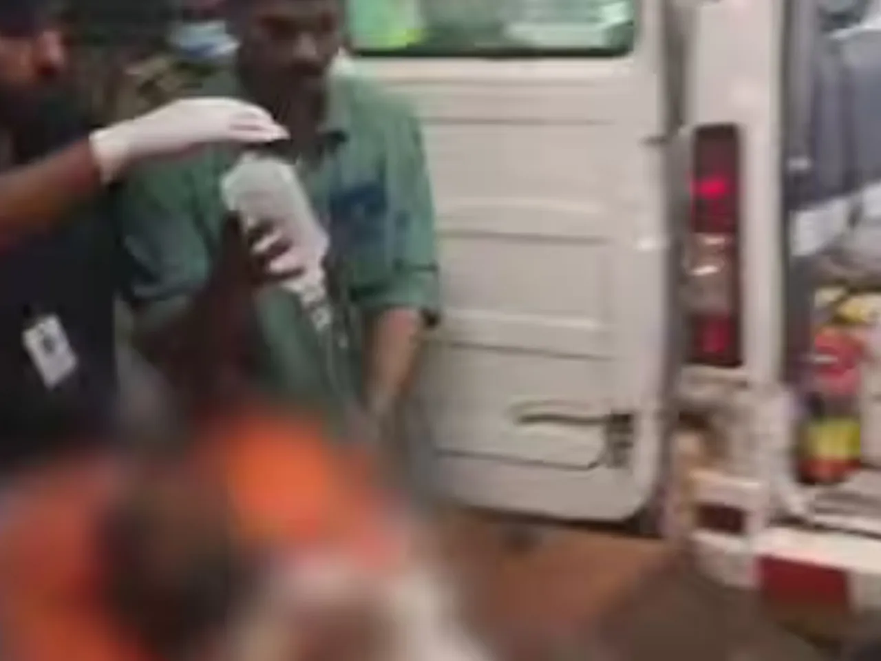 vadakara nighbour attack