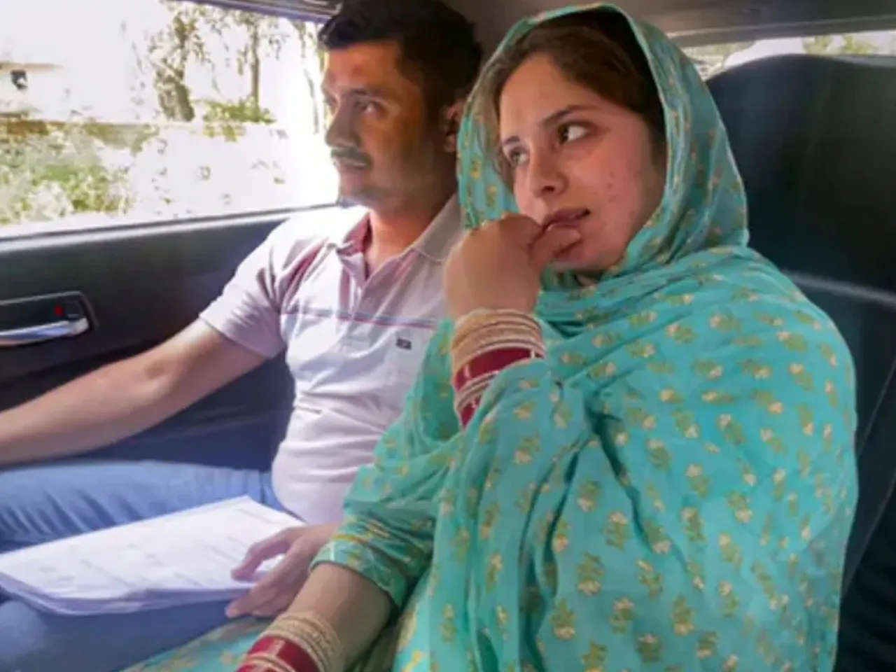 crpf jwan and pak wife