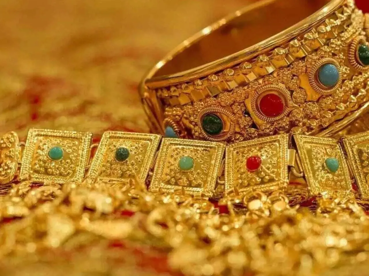 gold44