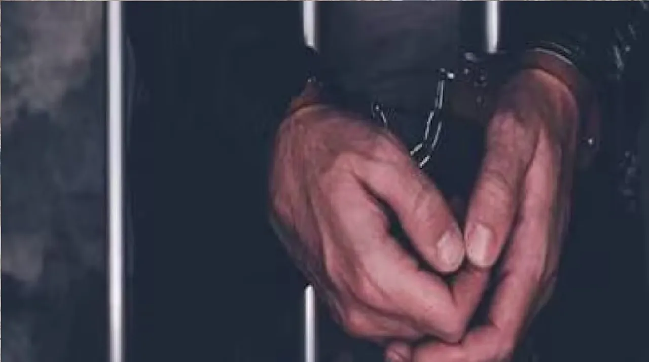 Mumbai woman looked on as lover raped, killed her 2-year-old daughter: Cops