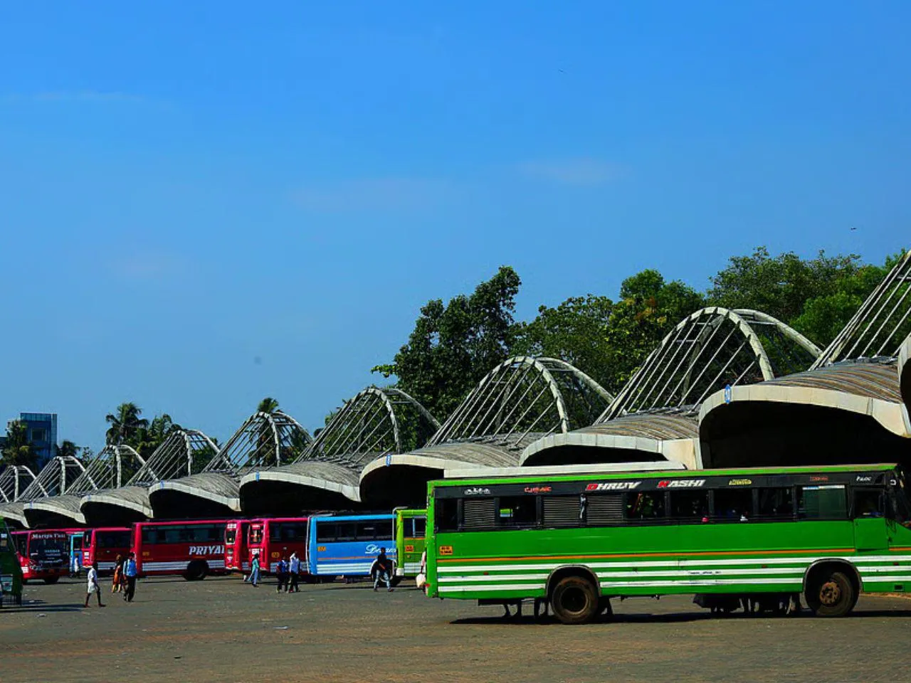 vyttila hub bus