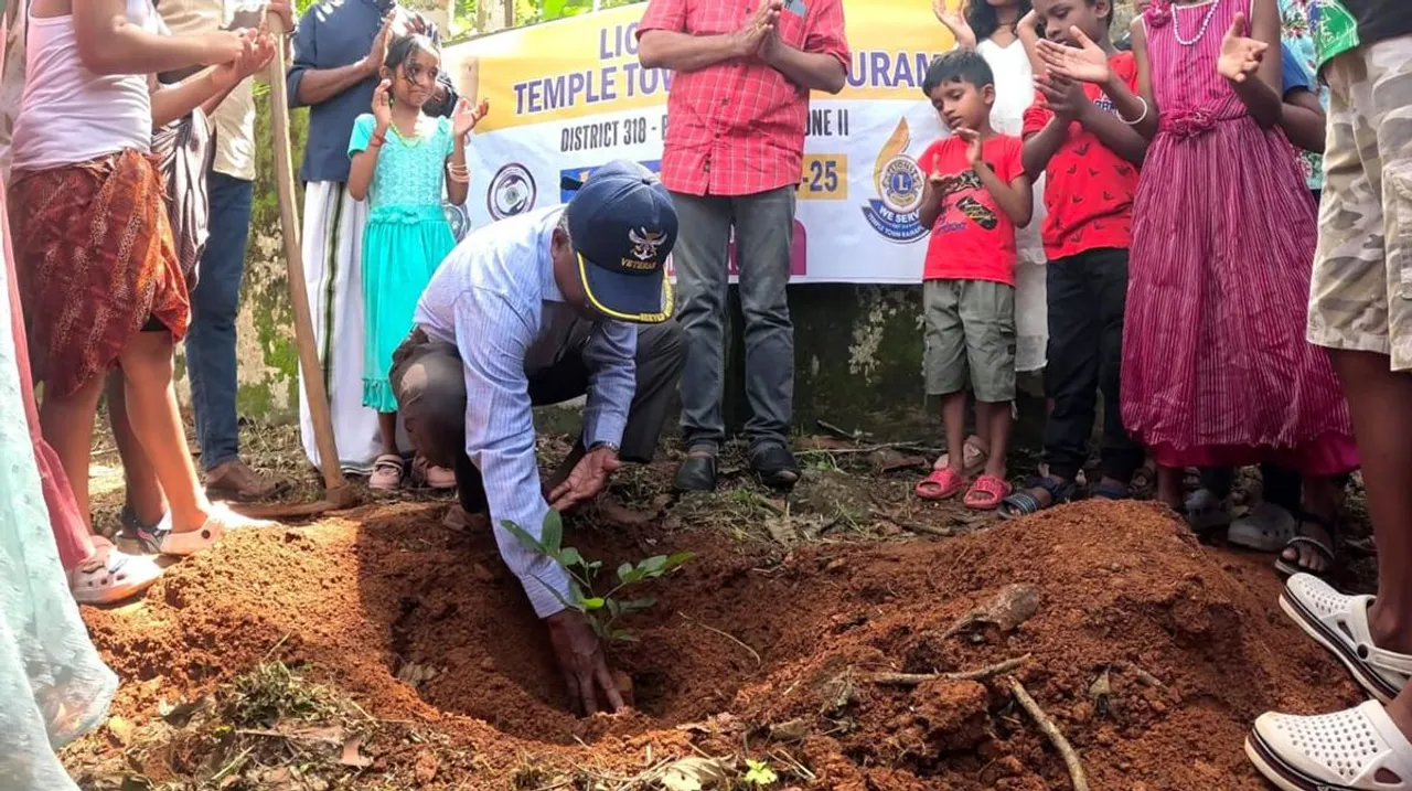 valavoor up school environmental day