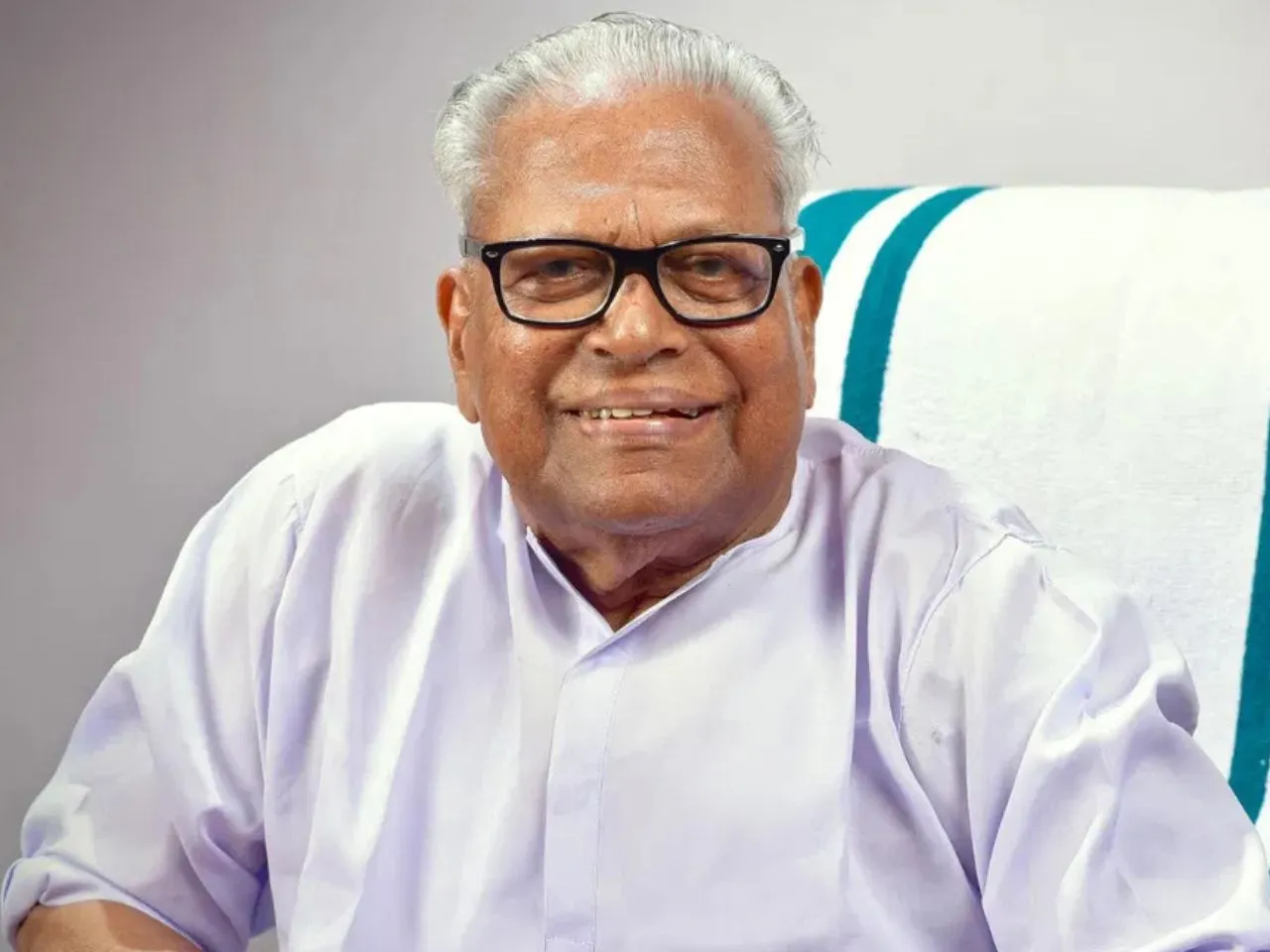 v s achuthanandan