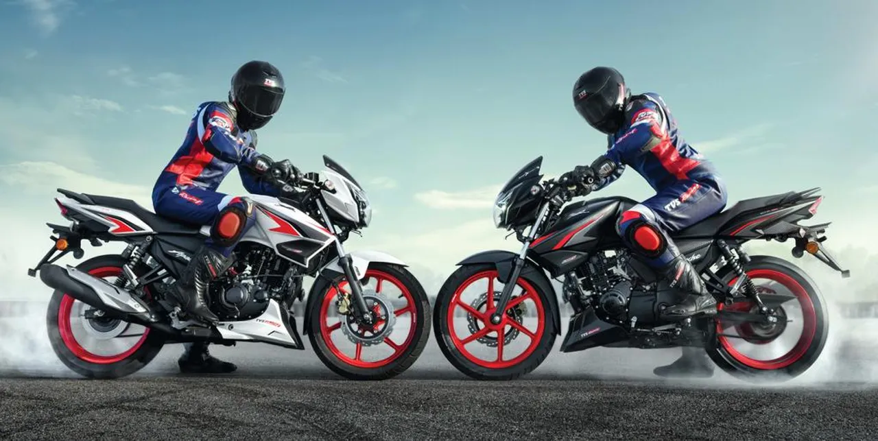 2025 Apache RTR 160 Dual Burnout
