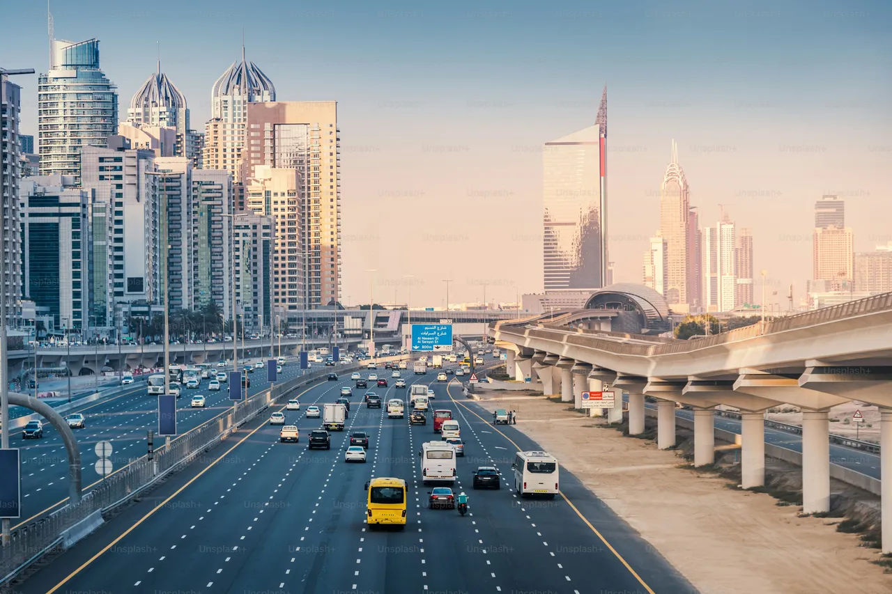 DUBAI ROAD