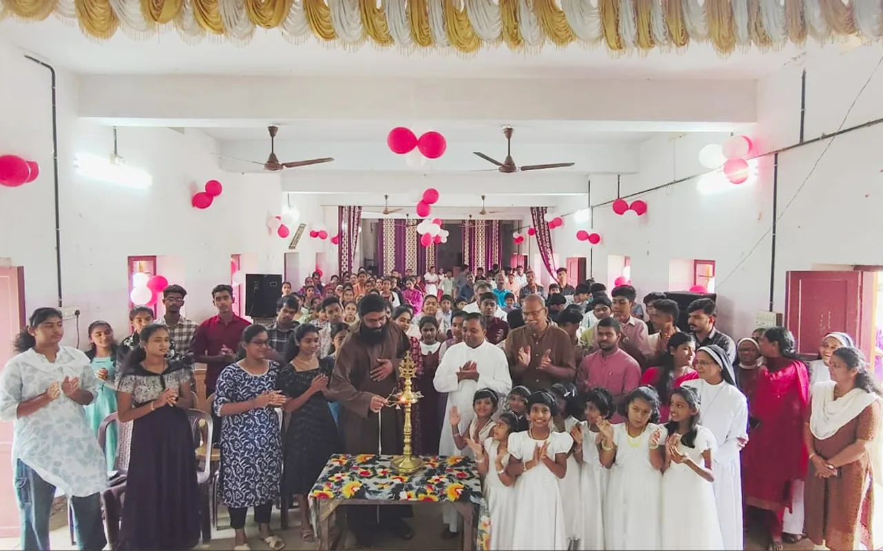vellikulam school annual day