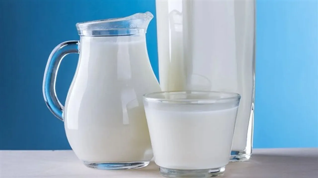 do-you-know-these-side-effects-of-starting-your-day-with-a-glass-of-milk_170823787000