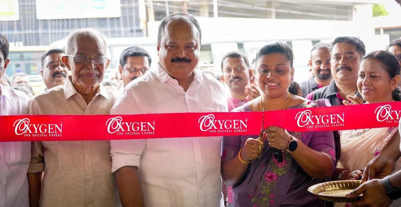 oxygen news showroom inauguration