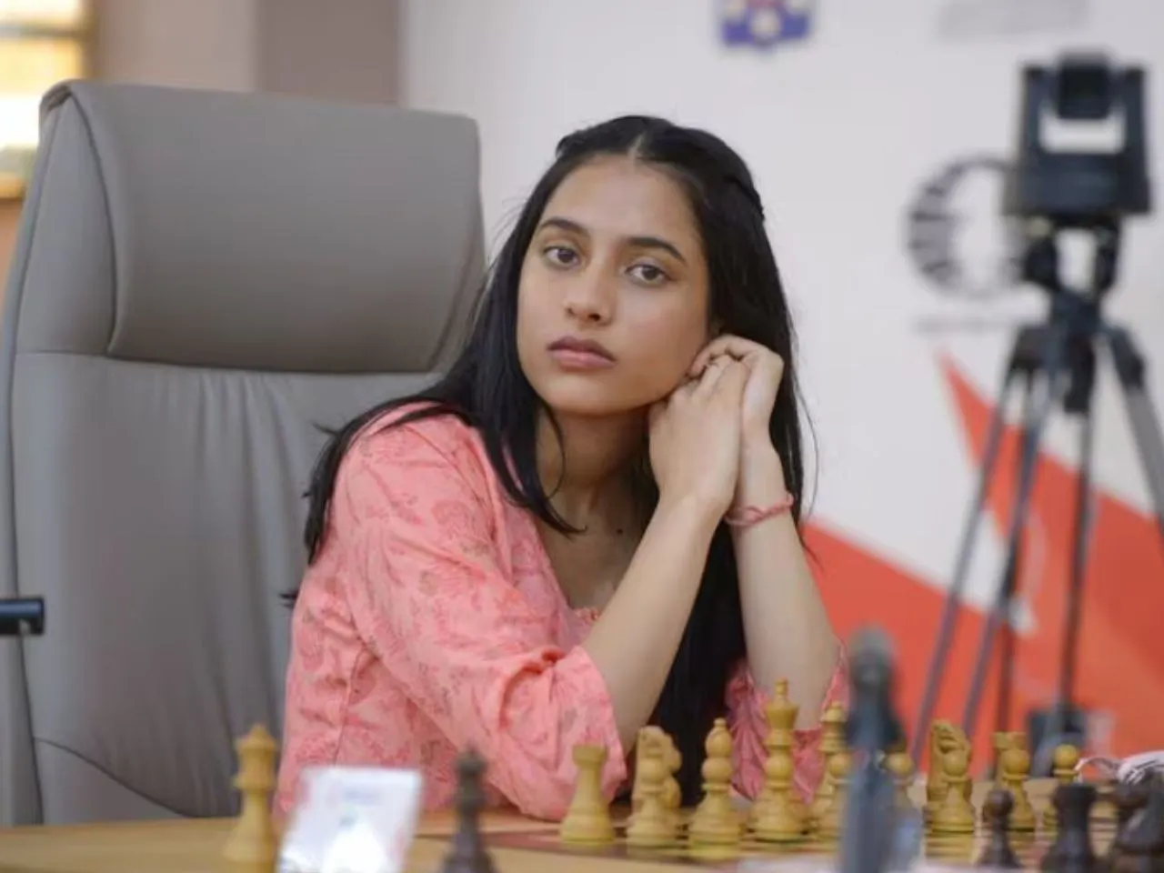 divya deshmukh