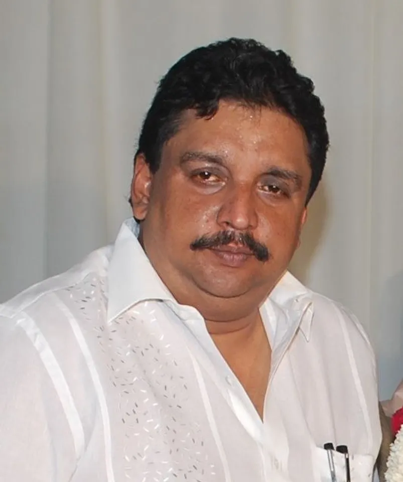 shibu-baby-john-8d2759e4-8cde-4c80-a580-4afbee5ad04-resize-750