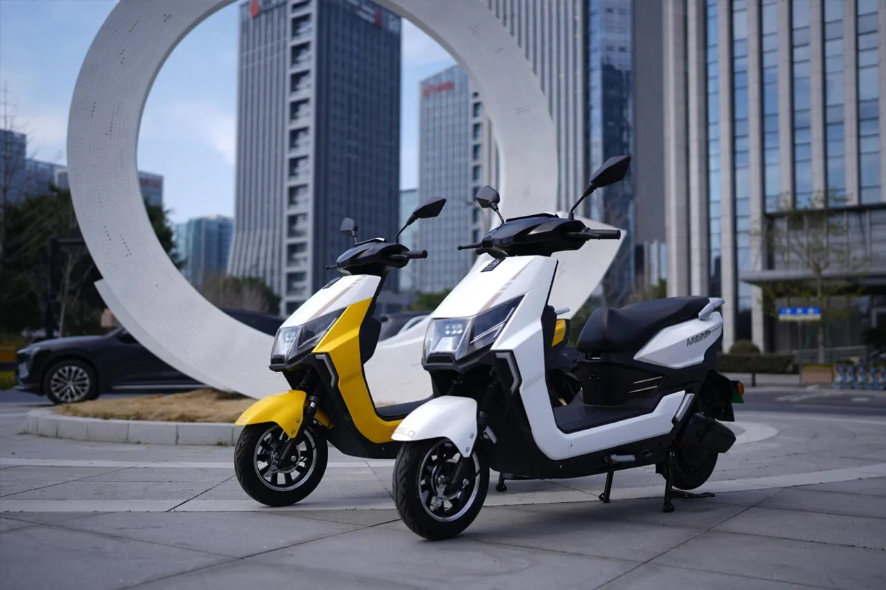 ELECRIC SCOOTTAR