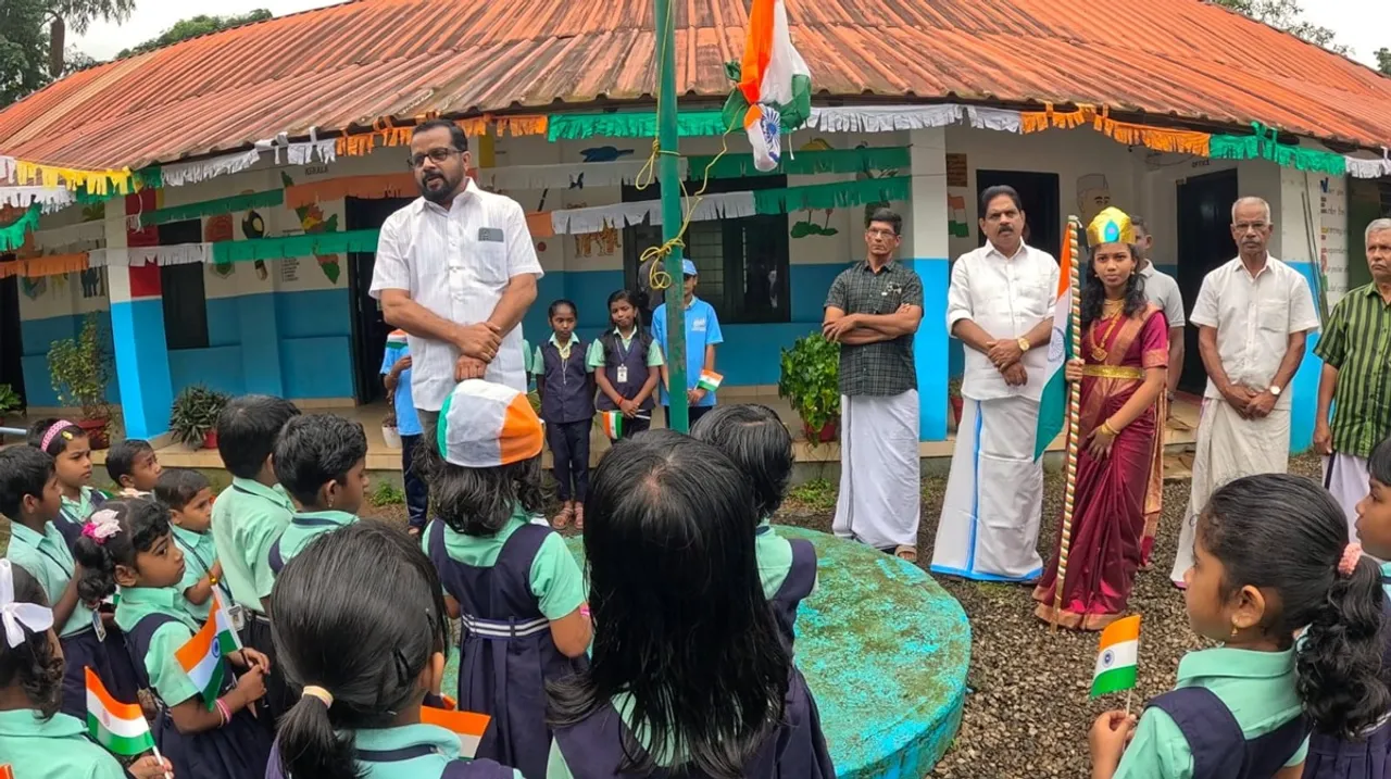valavoor up school independent day