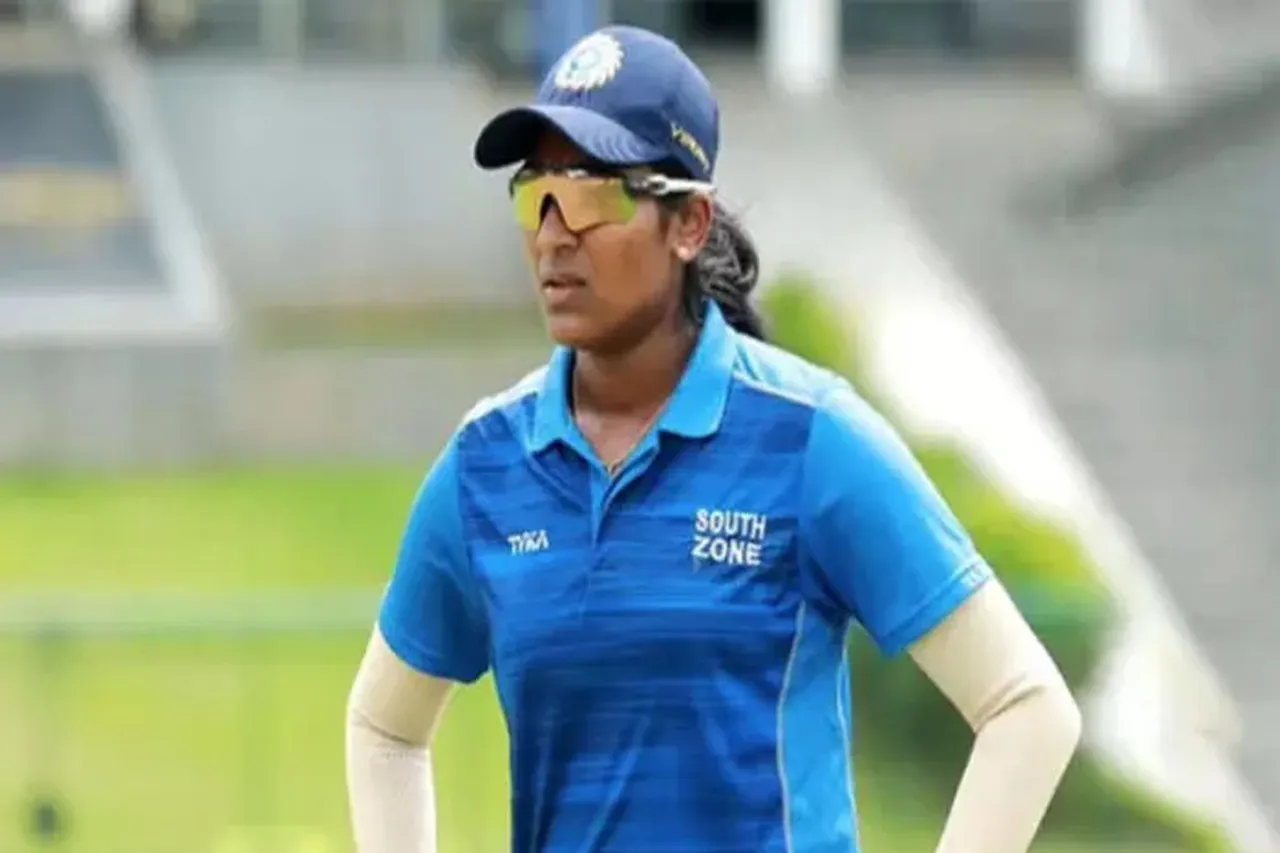 women twenty 20
