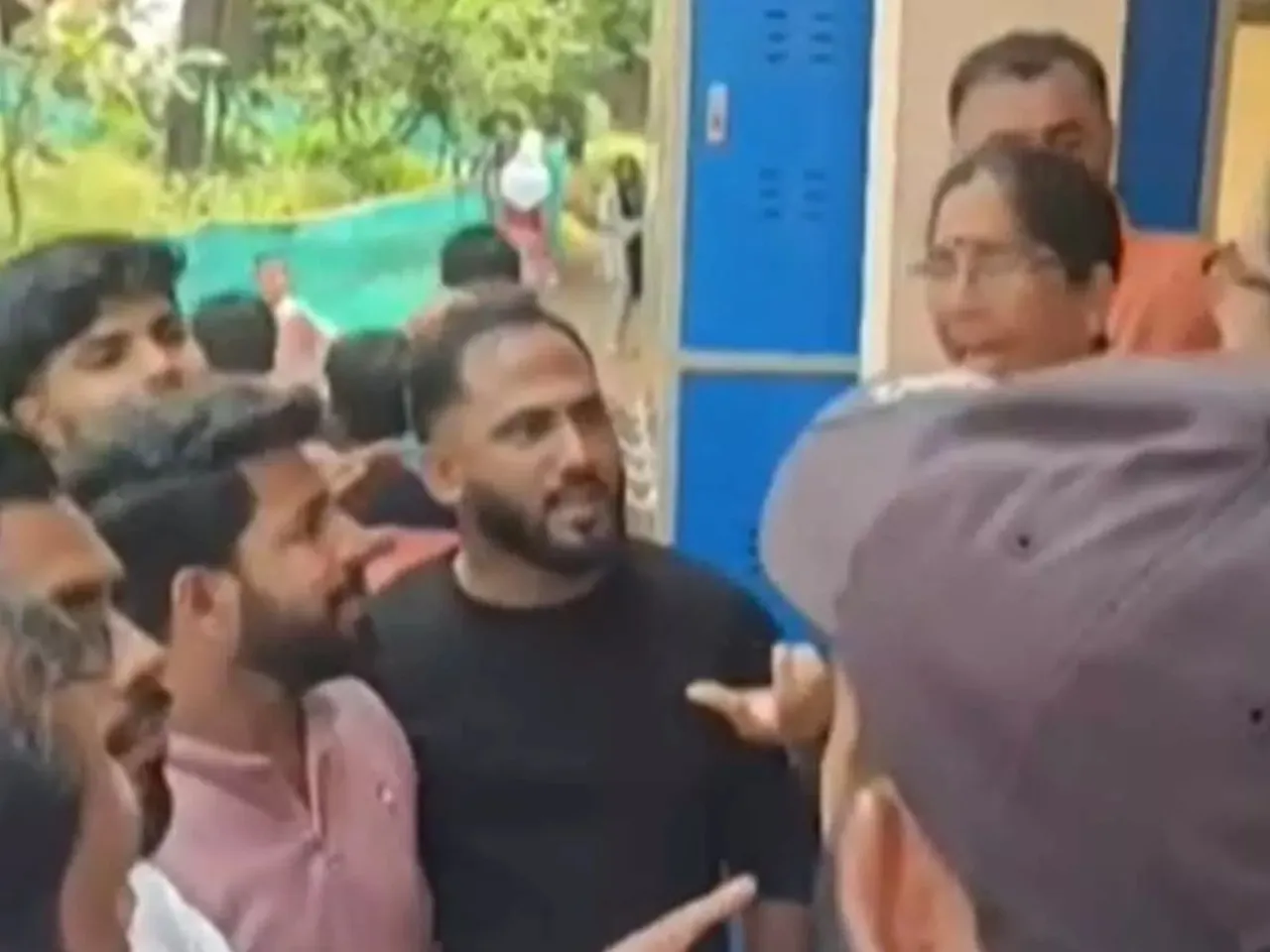 kasargod school issue