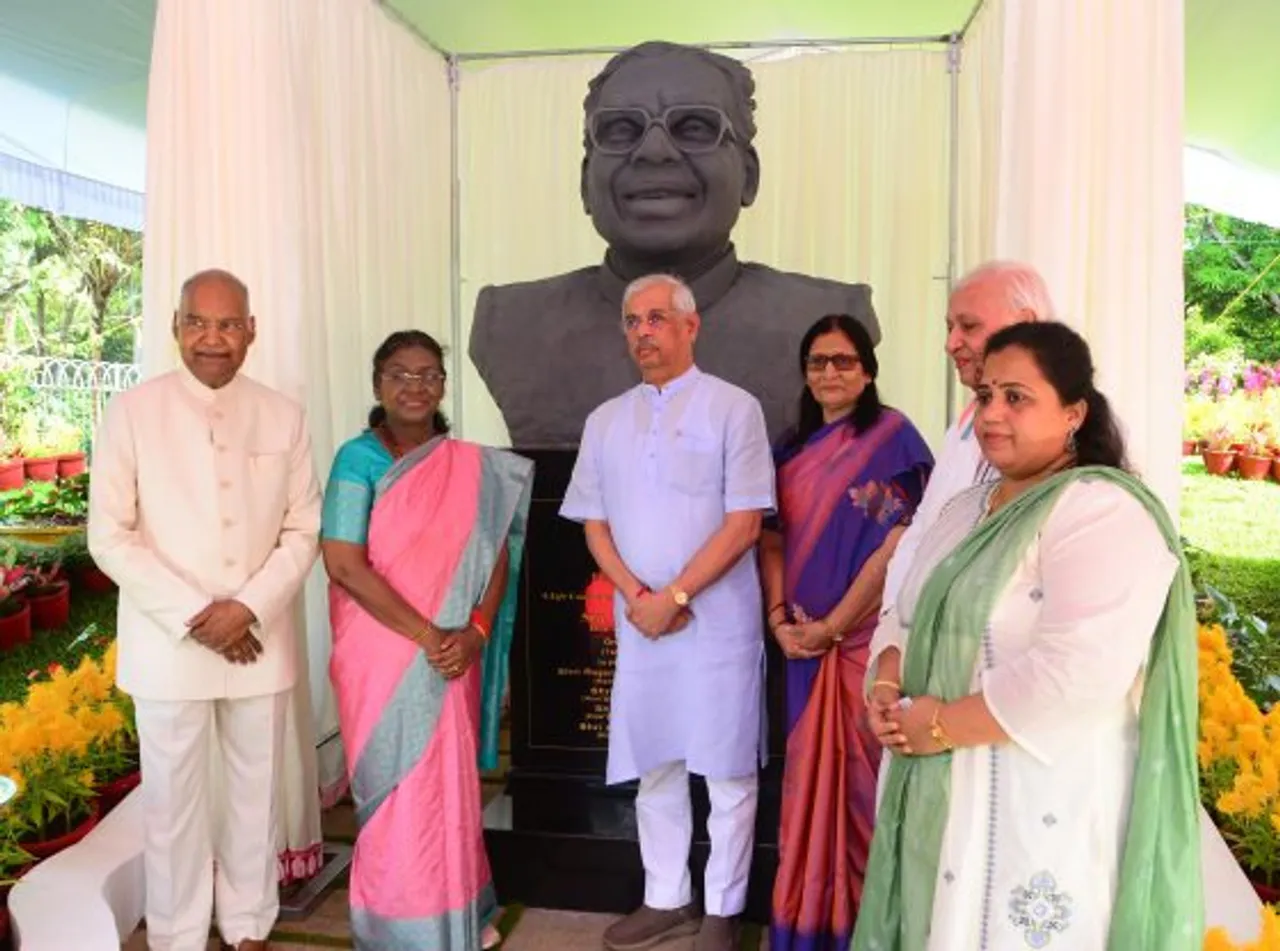 K R NARAYANAN