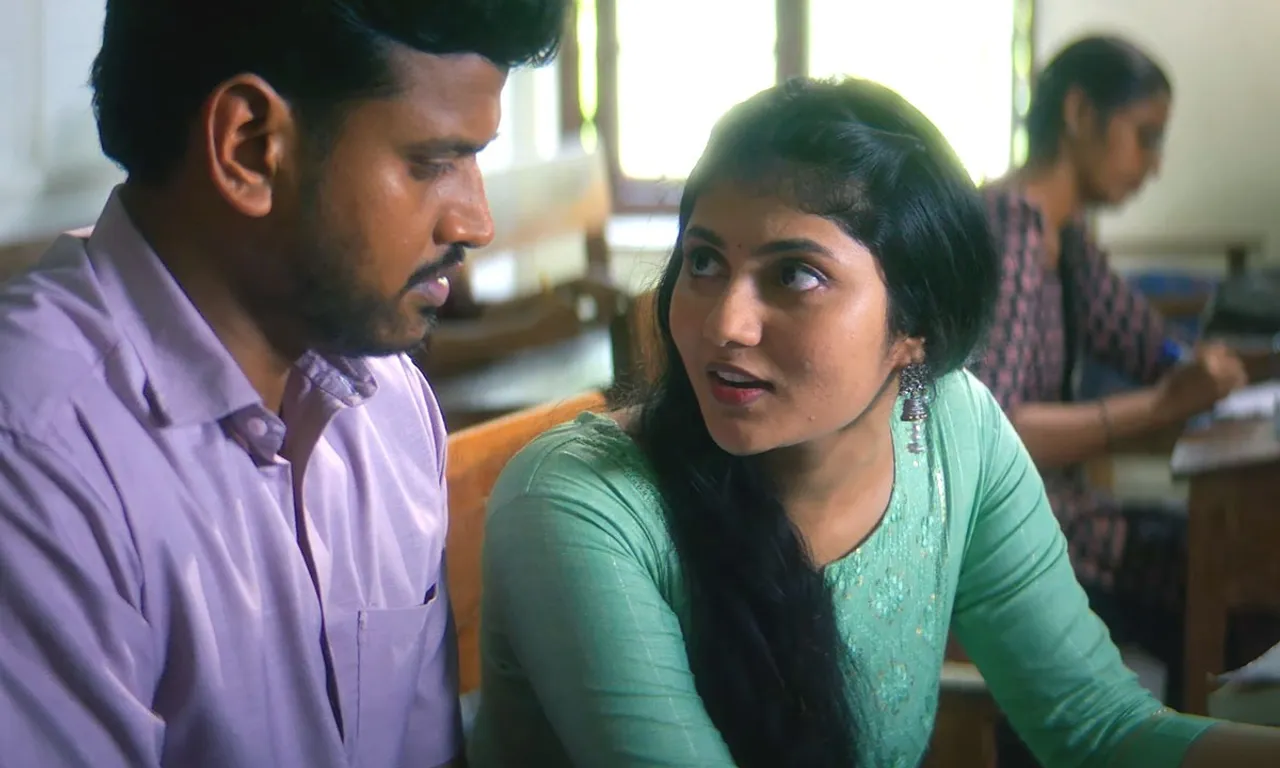 Athi-Bheekara-Kaamukan-Trai