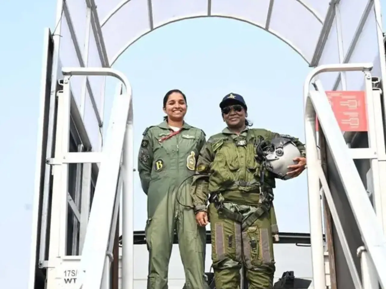 images (1280 x 960 px)(97)