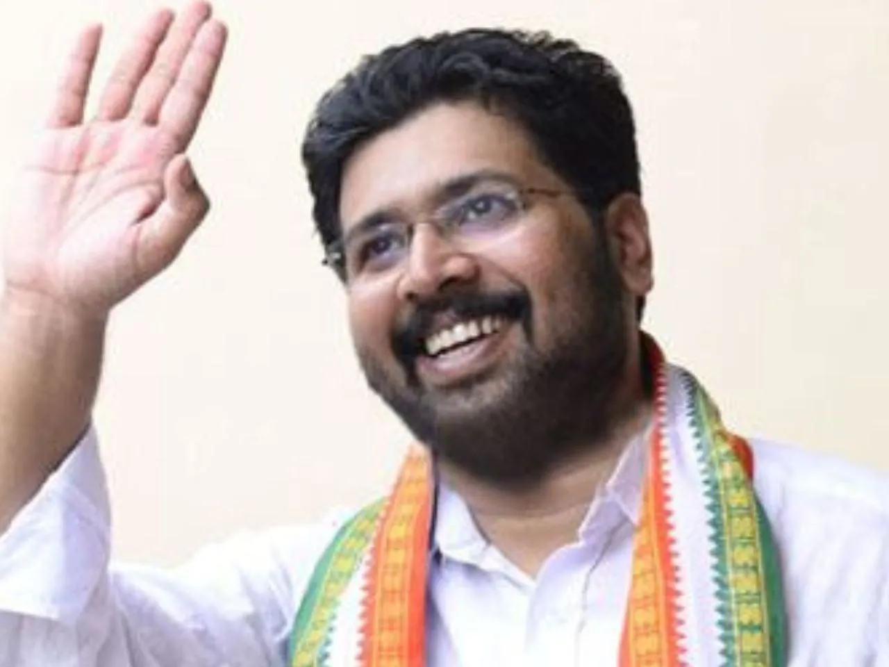 images (1280 x 960 px)(504)