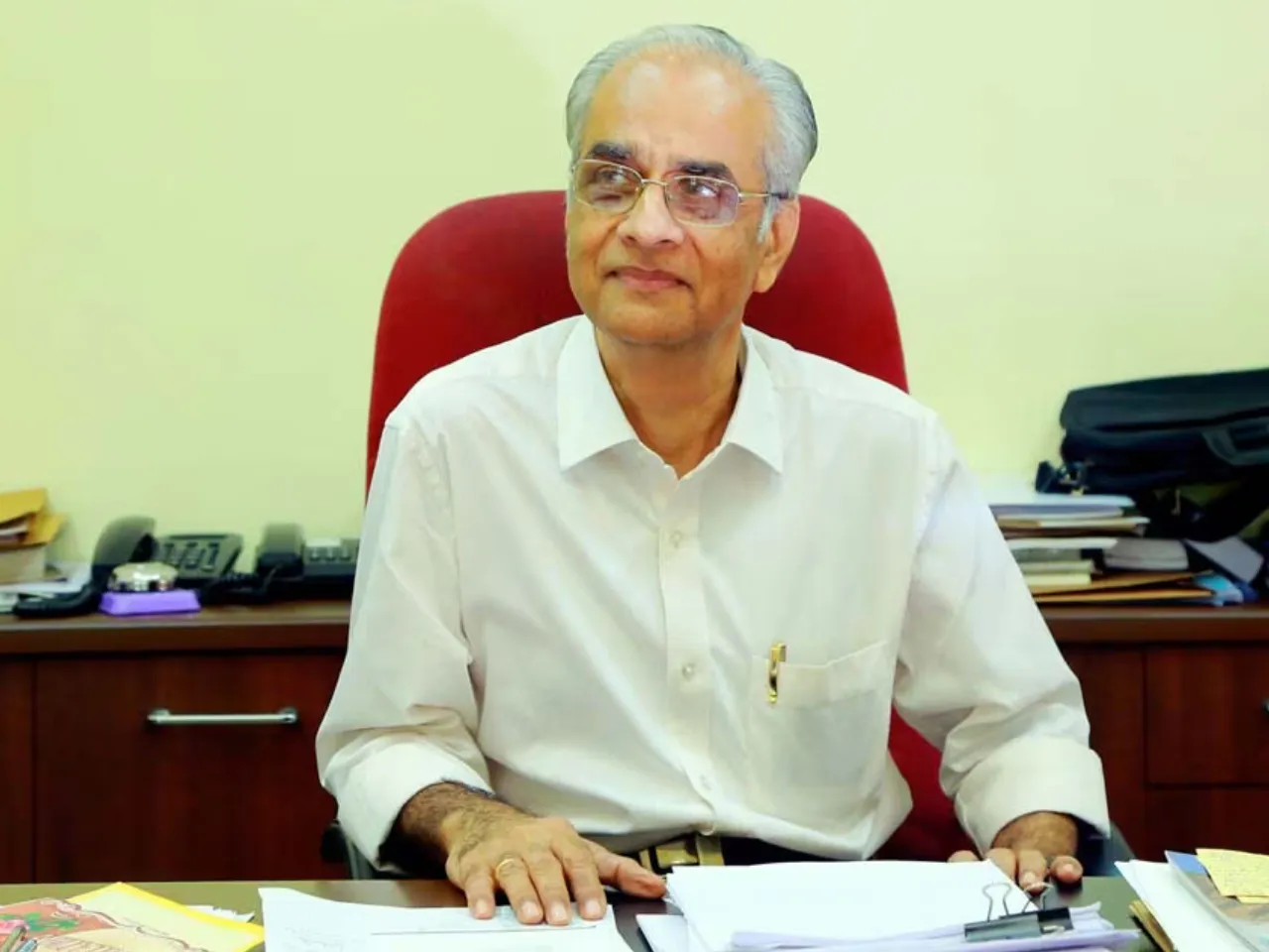 k jayakumar ias