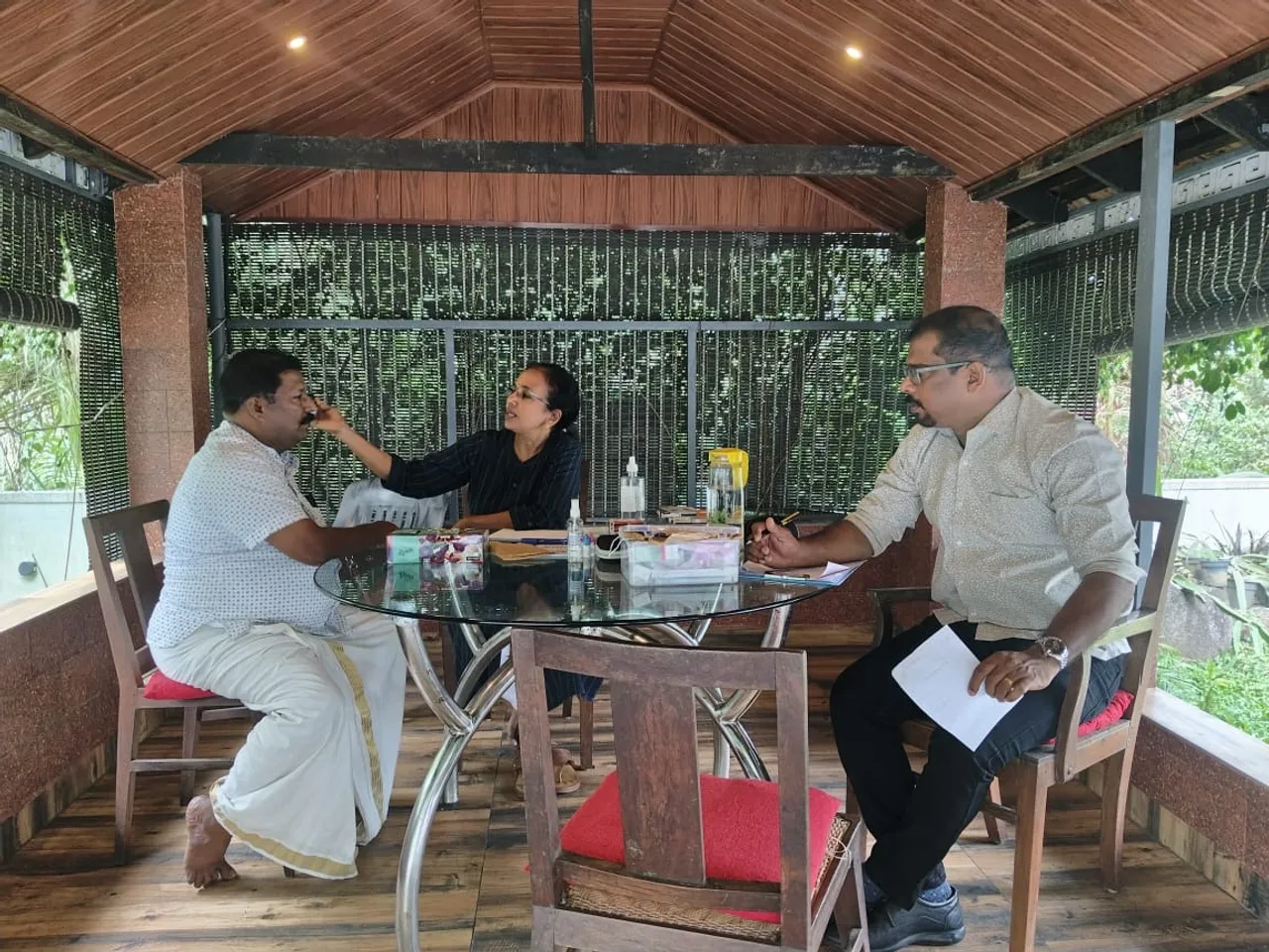 e0636e4b-7352-4975-b47a-3614934d7bf4