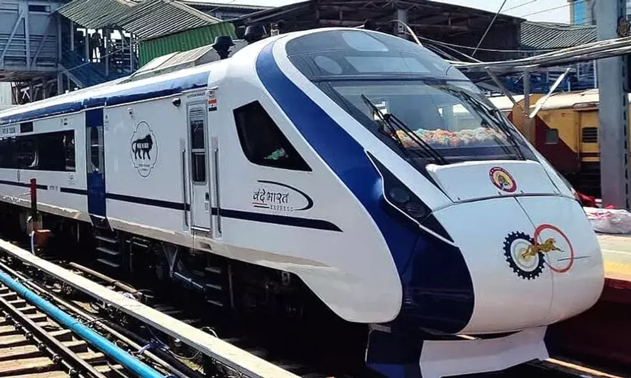 2735323-vande-bharat-express
