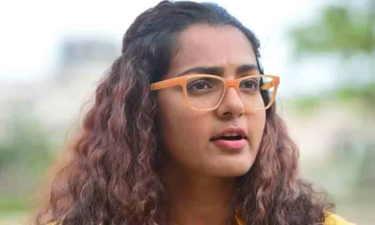 1500x900_2745694-parvathy-thiruvoth
