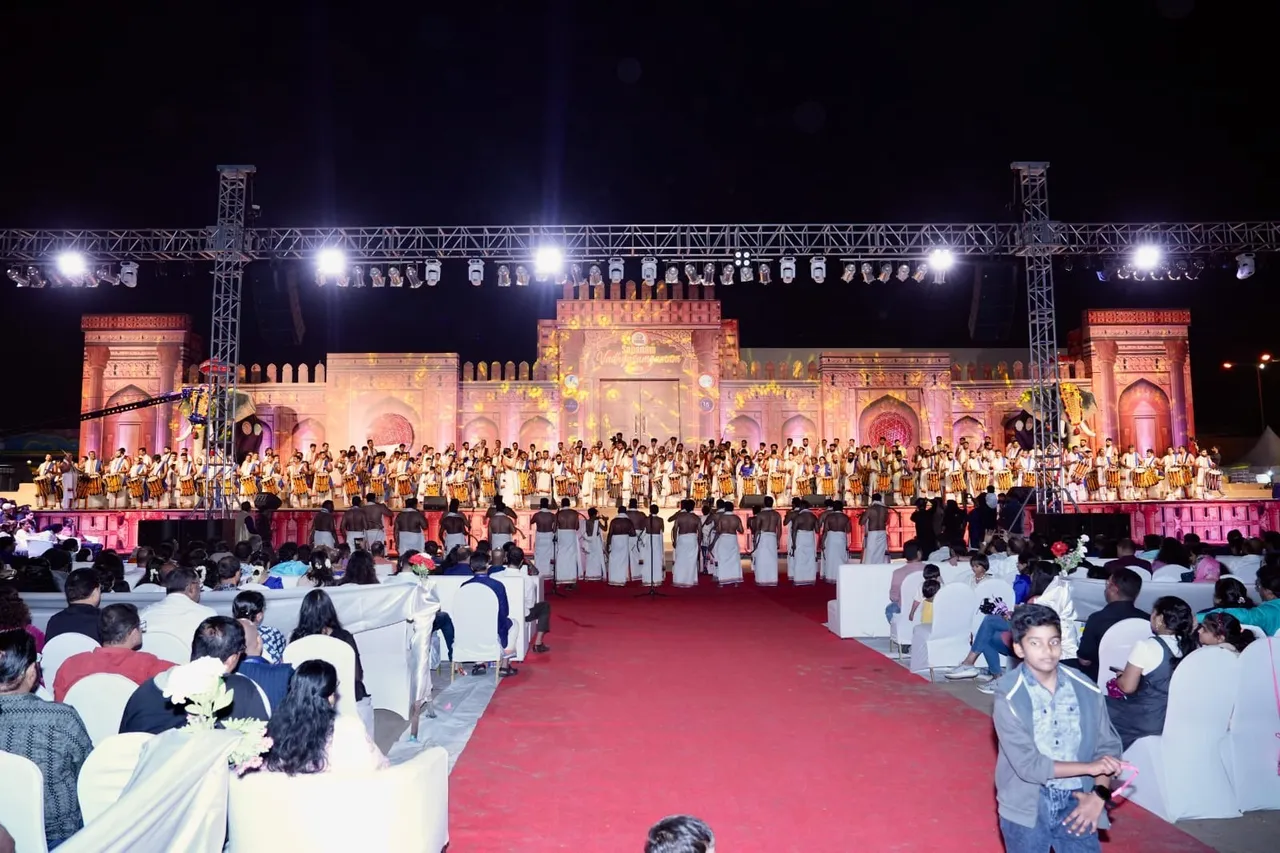 75427121-f589-484f-8c2f-901ccad38382