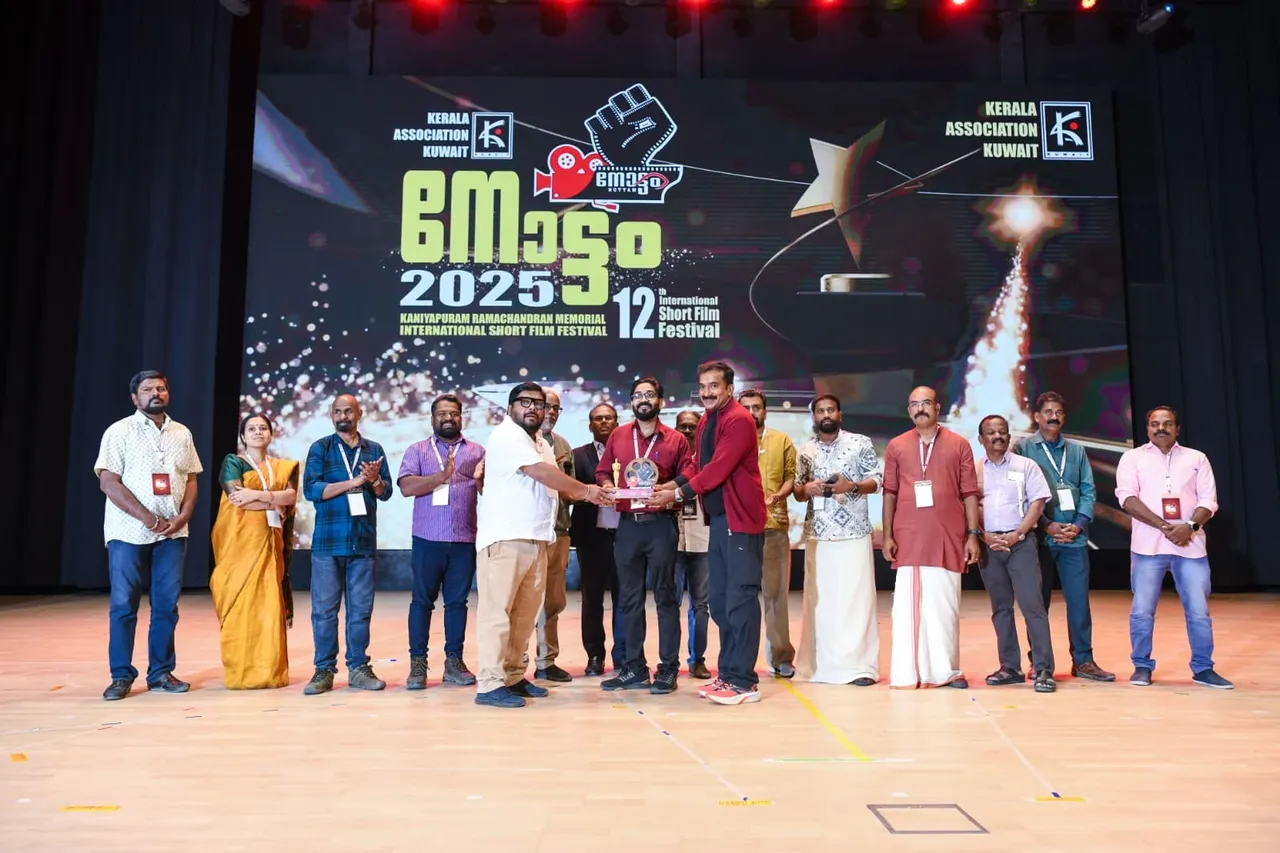 3e3b83b5-a6cc-4051-b108-9fd8595badc9