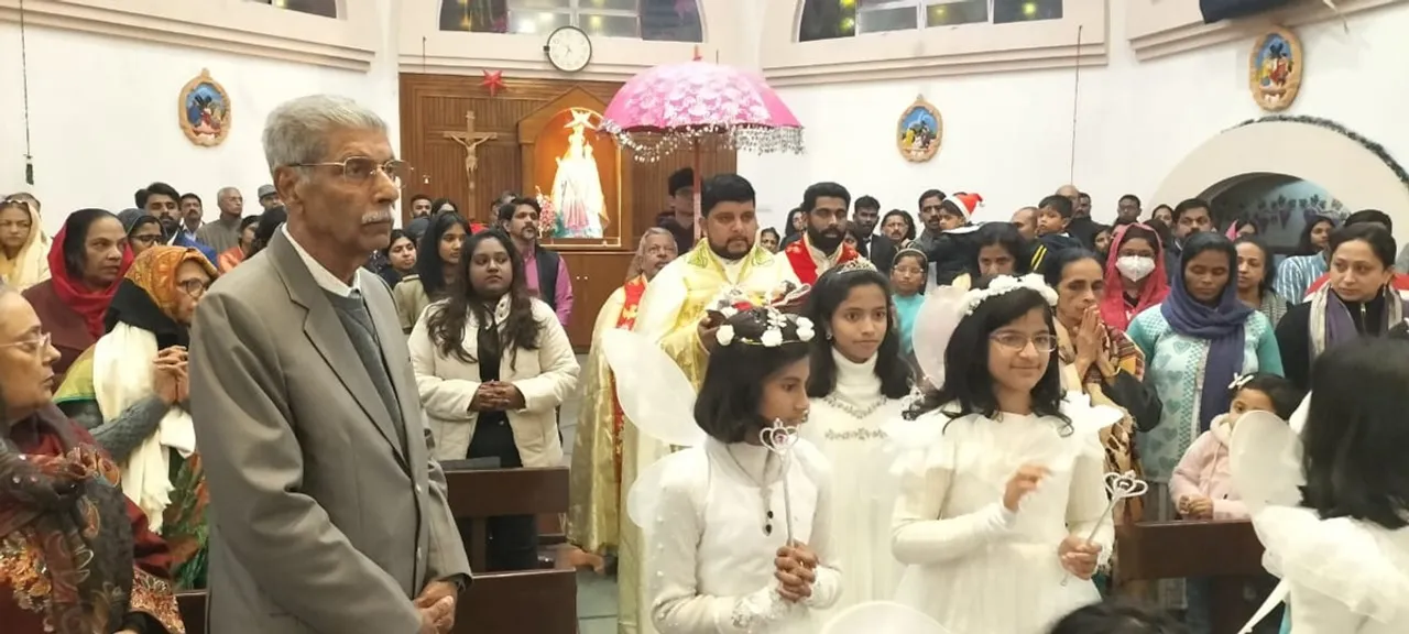 christmas procession