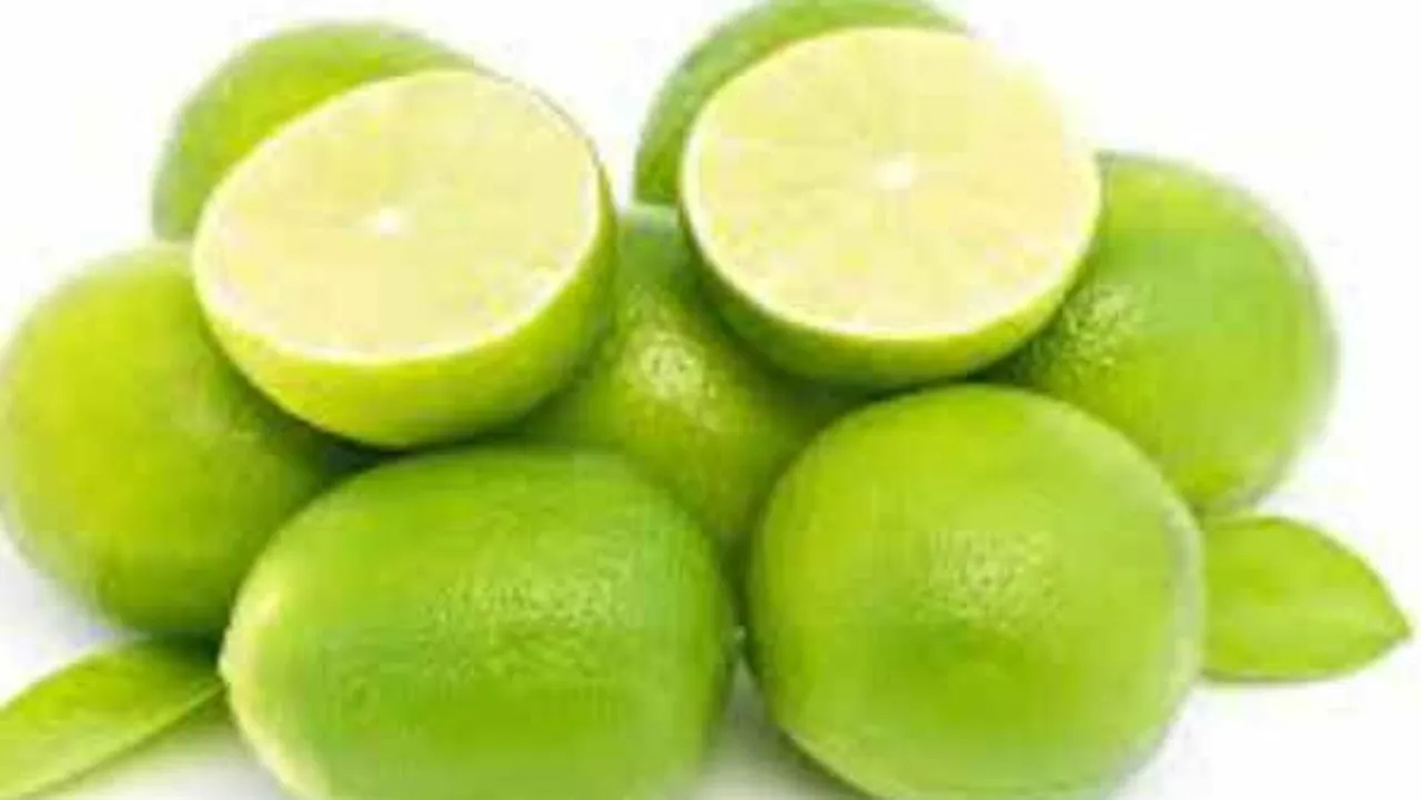 here-are-some-ways-to-use-lemon-to-make-your-face-skin-glow_166718675900